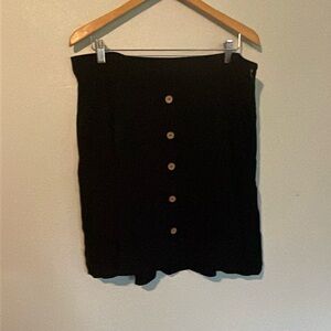 ModCloth black with wood button detail skirt with pockets size 1X